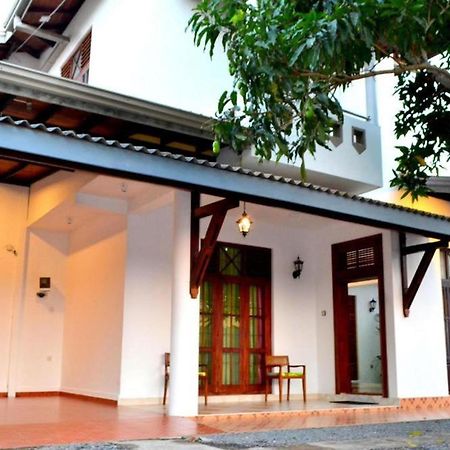 Sobaya Residence Ambalantota Bagian luar foto