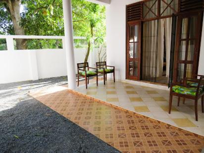 Sobaya Residence Ambalantota Bagian luar foto
