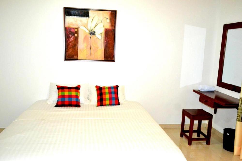 Sobaya Residence Ambalantota Bagian luar foto